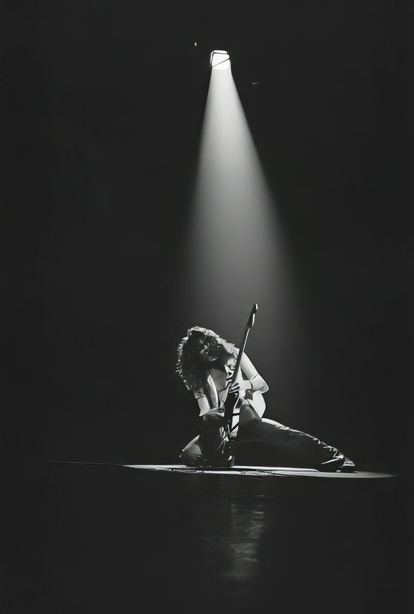 20th_Centurygal's tweet image. Today we remember Eddie Van Halen, a true guitar legend who left us on this day in 2020...Eddie may be gone but he lives on in the hearts of all who loved him...Lets honor Eddie today and play our favorite Van Halen songs and play them loud...Rest in Peace, Eddie...You will never…