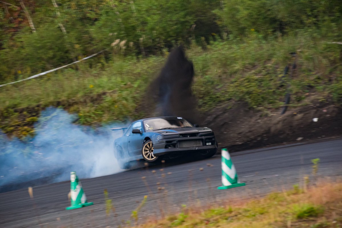 sunsun9120's tweet photo. 12時間耐久レースFyl Fot走今年も色々あったけどなんとか終了！
参加された皆さんお疲れ様でした！
帰りながらぼちぼち編集していきます😅
 #新千歳モーターランド
 #FylFot走
 #F走 https://t.co/MyW60wkQxK