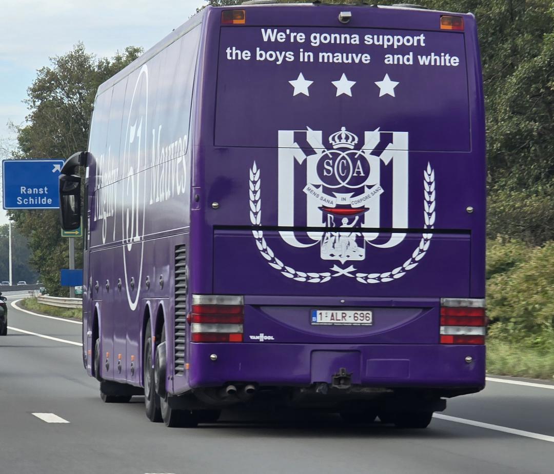 Officieel de schoonste bus van t land <a href="/rscanderlecht/">RSC Anderlecht</a>