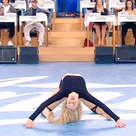 MI SPIACE MA IN QUEL PROGRAMMA C'È UN PRIMA E DOPO ISOBEL .
#Amici24