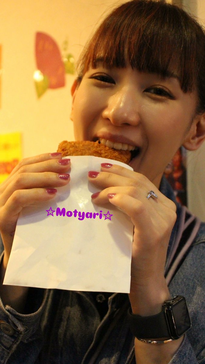 motyari's tweet photo. オフ会はカメラマンさんが同行してるからチェキだけじゃなく一眼レフでも写真が撮れる📸

予定を1時間overして(笑)9時間
ほしぐみのみんなが楽しく過ごせるよう推しちゃんと #MetaMusic さんが色々考えてくれてめちゃ楽しい時間が過ごせました🥰

また次回楽しみにしてるっす♪

#星紫穂 #お星様の会 https://t.co/ZyZAoFfp9w
