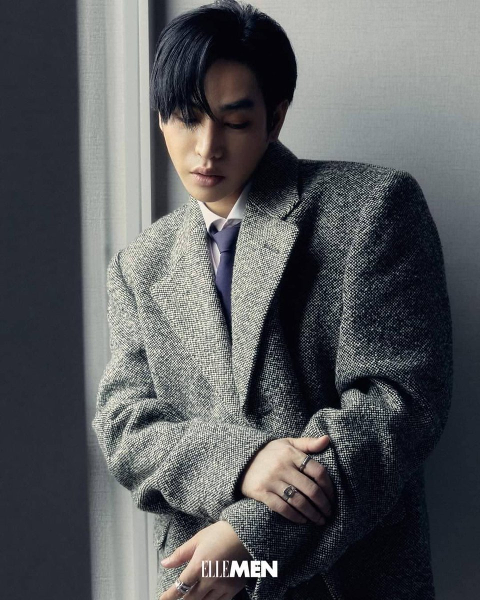 Palit_Official's tweet photo. 🔥 อีกหนึ่ง ดาเมจกร้าวใจ ใน ELLE MEN THAILAND (ปก พีพี)​ @peckpalit 
🔗 https://t.co/tCCCCKk2kg

#PeckPaLitChoke #เป๊กผลิตโชค https://t.co/vNFZVkjyN7