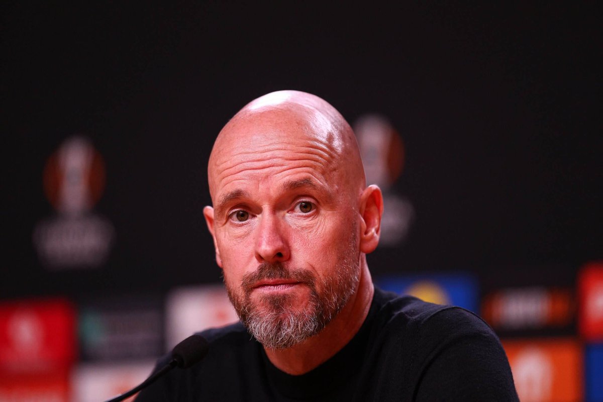 StretfordPaddck's tweet photo. 🗣️ Erik ten Hag's reasoning for benching Matthijs de Ligt and Lisandro Martinez:

"Rotation. We have so many games to cover so we have to bring them all in. 

"You look at the opponent and then you make a choice."

#MUFC #AVLMUN https://t.co/sUvOnBoeLz
