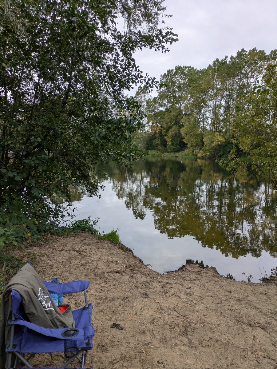 ianlearly's tweet image. Getting ready to go through the winter , skins. Few degrees colder , but great swim.