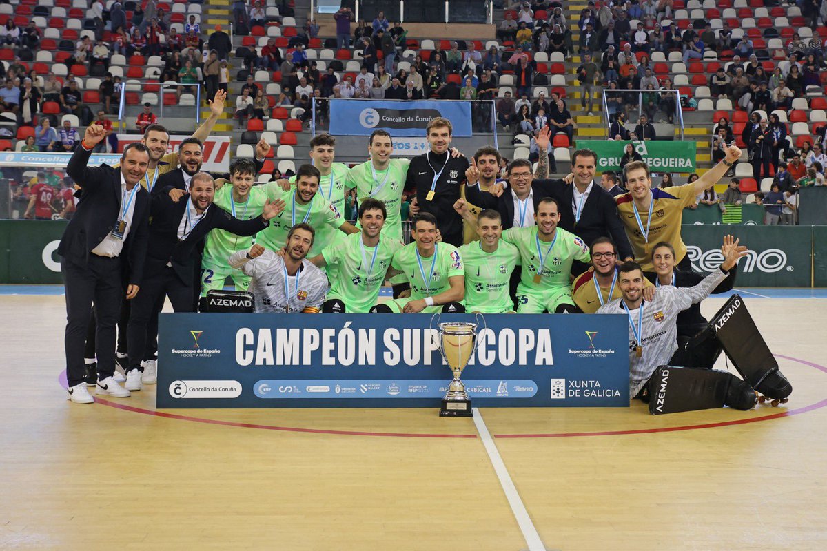 BarΓ§a Hoquei (@fcbhoquei) on Twitter photo La 14a πππππππππ del BarΓ§a π
1οΈβ£1οΈβ£ <a href="/sergiofv10/">sergio fernandez</a>
8οΈβ£ <a href="/4MatiasPascual/">MatΓas Pascual</a> i <a href="/pablo77alvarez/">pablo alvarez</a>
7οΈβ£ <a href="/barroso26/">Xavi Barroso</a>
5οΈβ£ <a href="/igna_alabart/">Ignacio Alabart GonzΓ‘lez</a>
4οΈβ£ <a href="/llorca_sergi/">Sergi Llorca</a>, (3+1) <a href="/carlesgrau1/">Carles Grau Tallada</a> i <a href="/marcgrau9/">Marc Grau Tallada</a>
2οΈβ£ <a href="/eloicervera7/">Eloi Cervera del Fresno</a>
1οΈβ£ <a href="/FerranFont9/">Ferran Font SΓ‘nchez</a>, <a href="/Aragonees/">Sergi AragonΓ¨s</a> i <a href="/jaancurtii/">Jan Curtiellas</a>
La 1οΈβ£ de l'staff de <a href="/davidcaceres88/">David Caceres</a> La 14a πππππππππ del BarΓ§a π
1οΈβ£1οΈβ£ <a href="/sergiofv10/">sergio fernandez</a>
8οΈβ£ <a href="/4MatiasPascual/">MatΓas Pascual</a> i <a href="/pablo77alvarez/">pablo alvarez</a>
7οΈβ£ <a href="/barroso26/">Xavi Barroso</a>
5οΈβ£ <a href="/igna_alabart/">Ignacio Alabart GonzΓ‘lez</a>
4οΈβ£ <a href="/llorca_sergi/">Sergi Llorca</a>, (3+1) <a href="/carlesgrau1/">Carles Grau Tallada</a> i <a href="/marcgrau9/">Marc Grau Tallada</a>
2οΈβ£ <a href="/eloicervera7/">Eloi Cervera del Fresno</a>
1οΈβ£ <a href="/FerranFont9/">Ferran Font SΓ‘nchez</a>, <a href="/Aragonees/">Sergi AragonΓ¨s</a> i <a href="/jaancurtii/">Jan Curtiellas</a>
La 1οΈβ£ de l'staff de <a href="/davidcaceres88/">David Caceres</a>