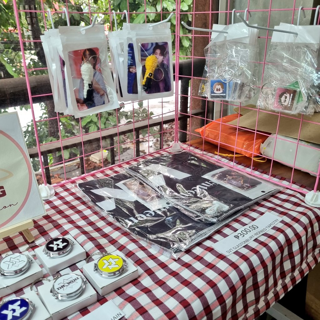FabGCollection's tweet photo. Huge thanks to Huihui Market for inviting FAB-G Collection to The T.issue Club #TheVocalUnitClub CSE! Celebrating with your amazing team and Carats was the ultimate highlight of this event! π
#HHMEvents https://t.co/mcHoq7U7BJ
