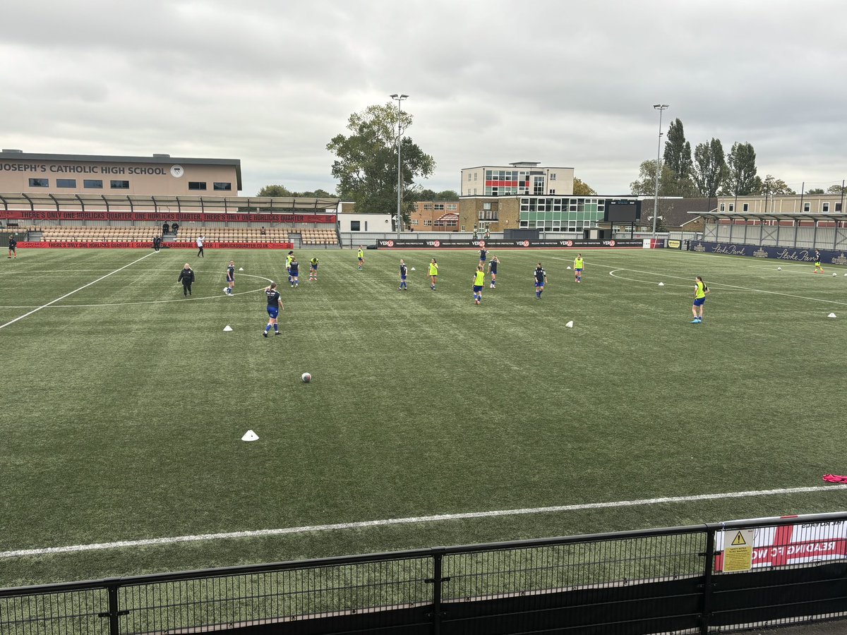 RFCWFans's tweet photo. Warm ups are underway

#URRRZZZ #ReadingFCWomen #ReadingFC #UpTheDing #SeeItToBeIt https://t.co/z4IR6Hx5Jk