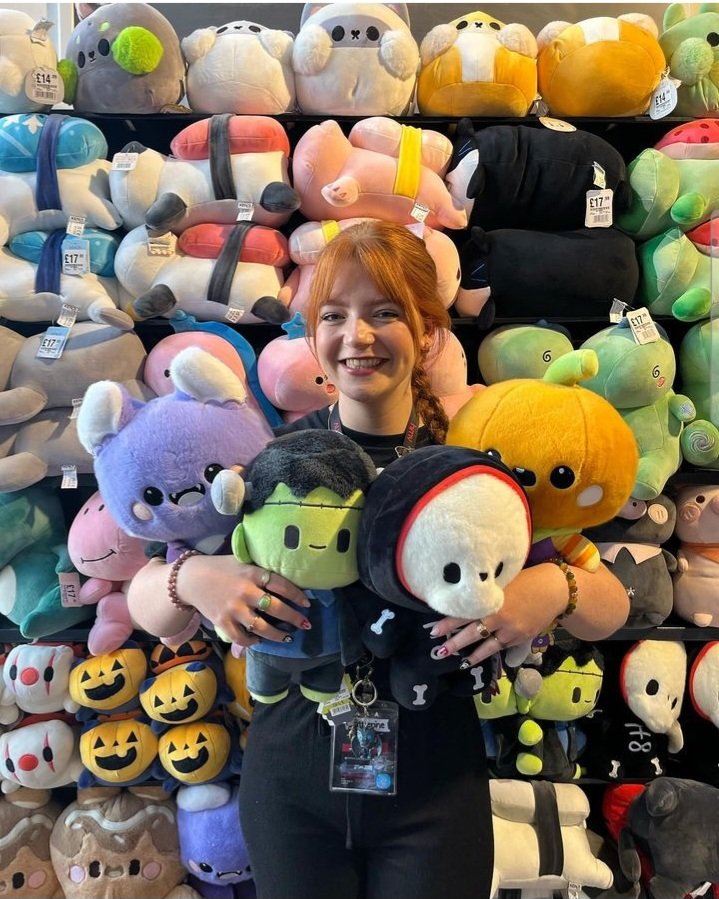 hmv Colchester tweet media