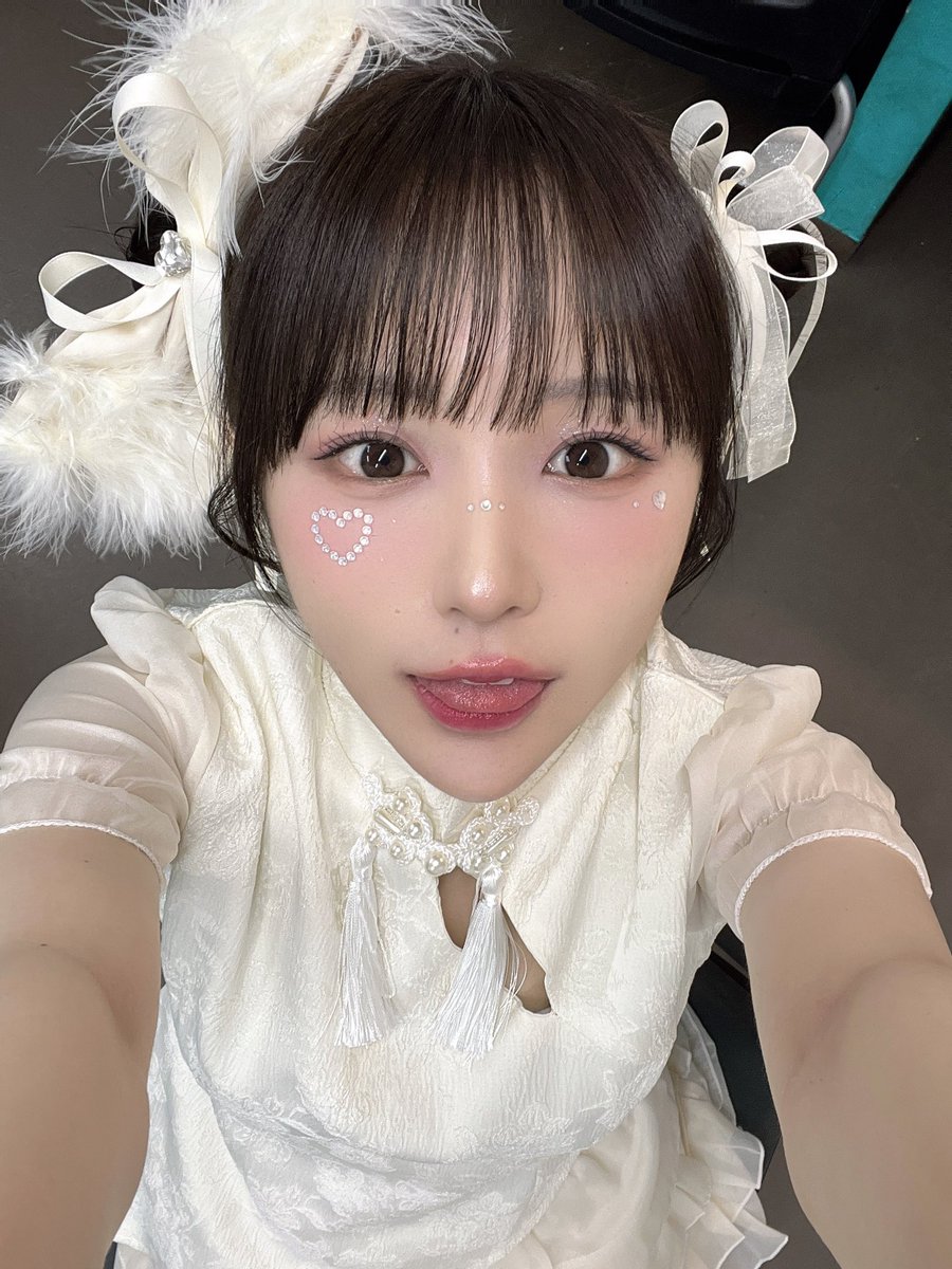 naenano78 tweet picture