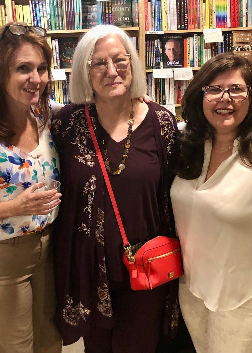 Lori Roy tweet media