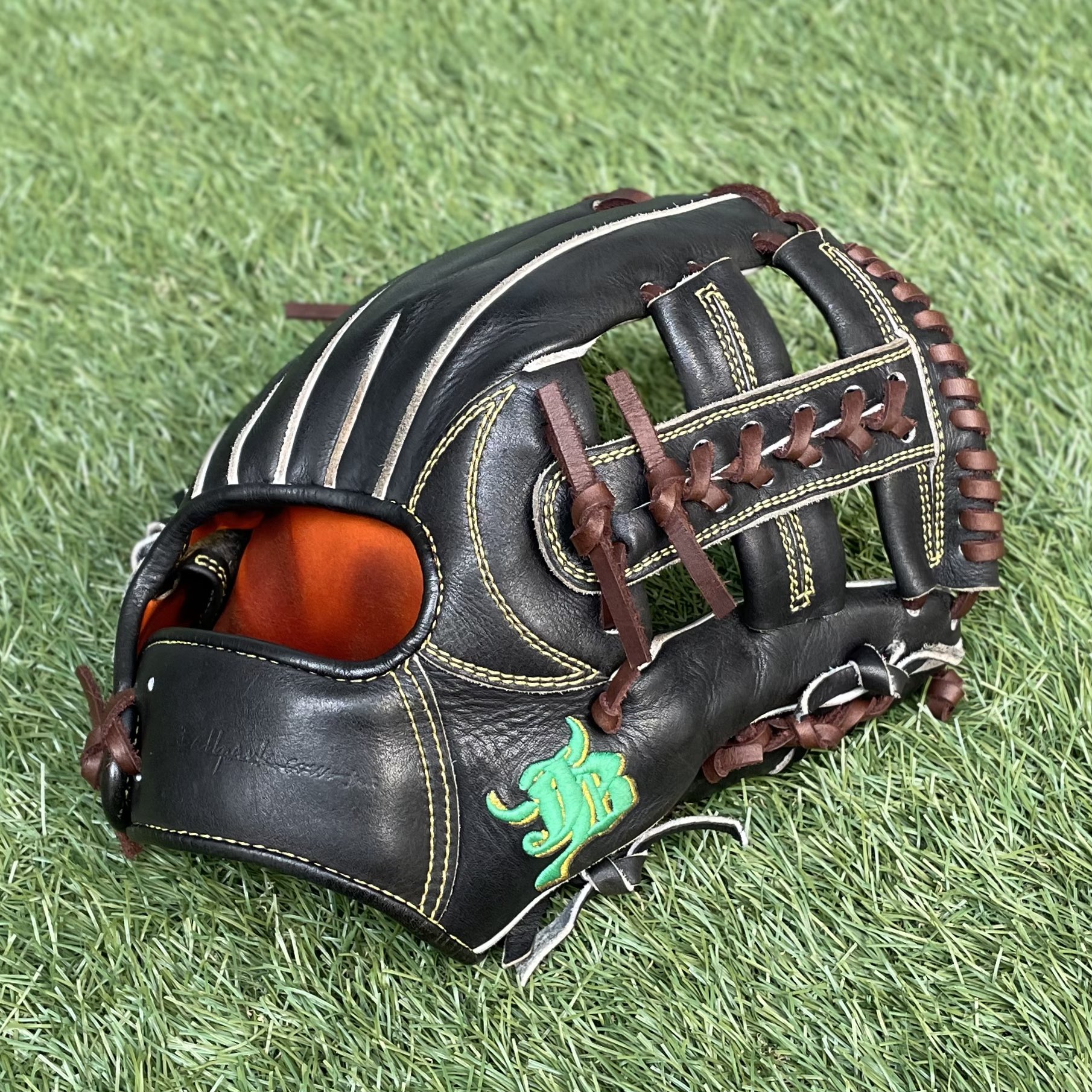 WAGYU JBグラブ•JBバット(wagyujb.official) (@ballpark2002) / X WAGYU JBグラブ•JBバット(wagyujb.official) (@ballpark2002) / X