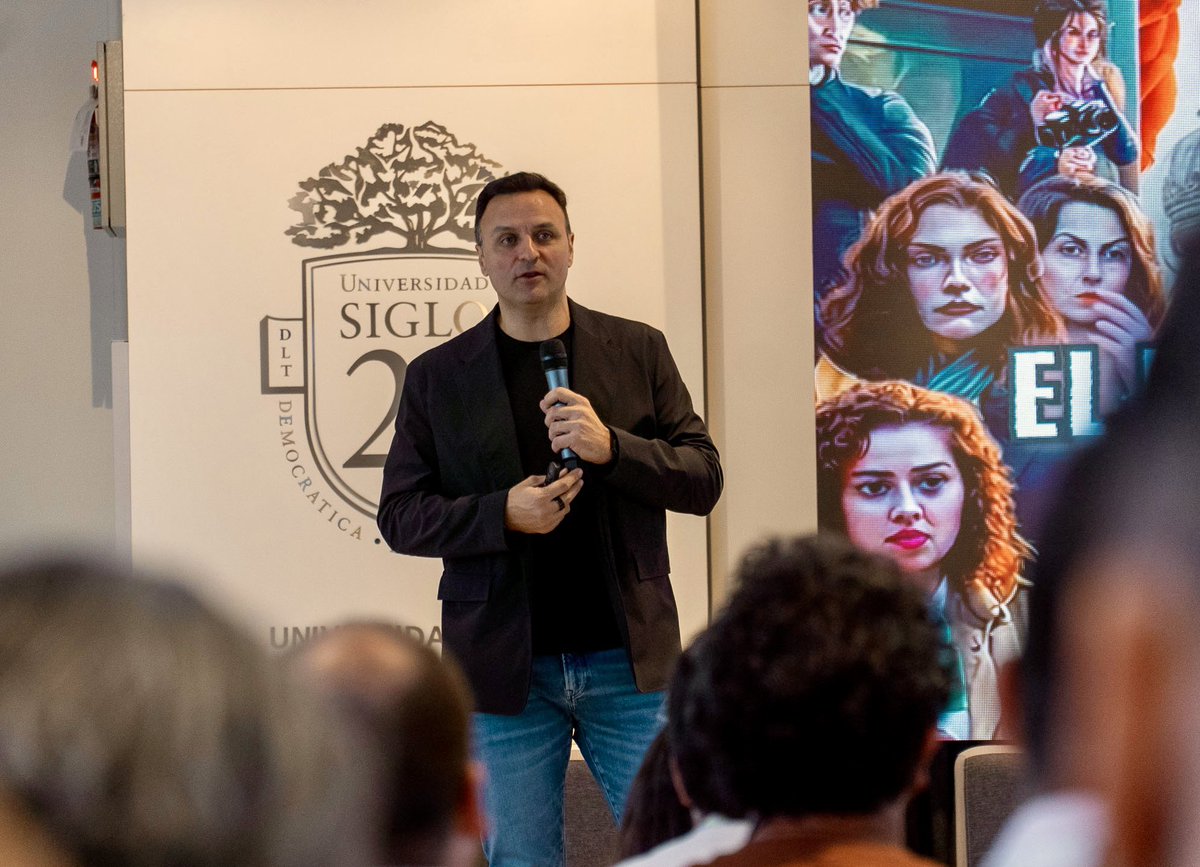 divoskus's tweet photo. GOBERNICAR 📕 El Kamasutra del Poder. 

Conferencia de clausura en el encuentro anual de @Asacop_arg con el anticipo exclusivo del nuevo libro publicado por @Galernalibros 

Gracias 🙏🏻 a todo el equipo de #Asacop por las atenciones y la excelente propuesta “Cordobesa” 70/30 https://t.co/JXLv1FaKG7