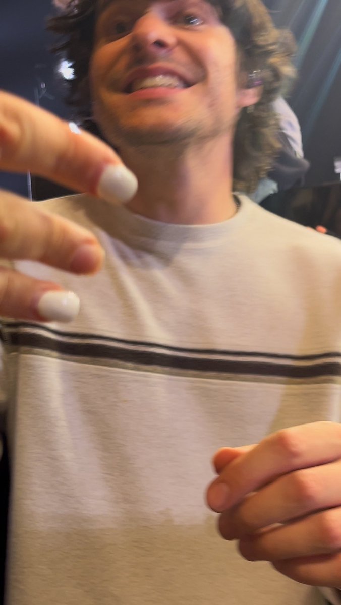 kess☆ ୭ ˚. ᵎᵎ missing wallows tweet media