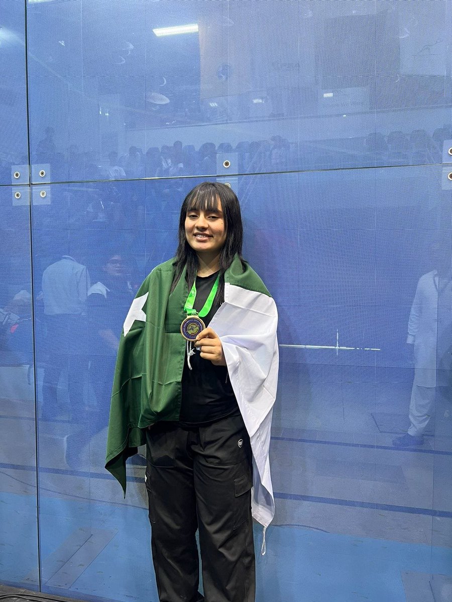 Muneeb313_'s tweet photo. Pakistan's Mehwish Ali beats Ciara Boulanger of France 3-0 to win the Girls U17 title at the Nordic Junior Open in Sweden! 🇵🇰👏

#Squash https://t.co/fKFA3JpZGP