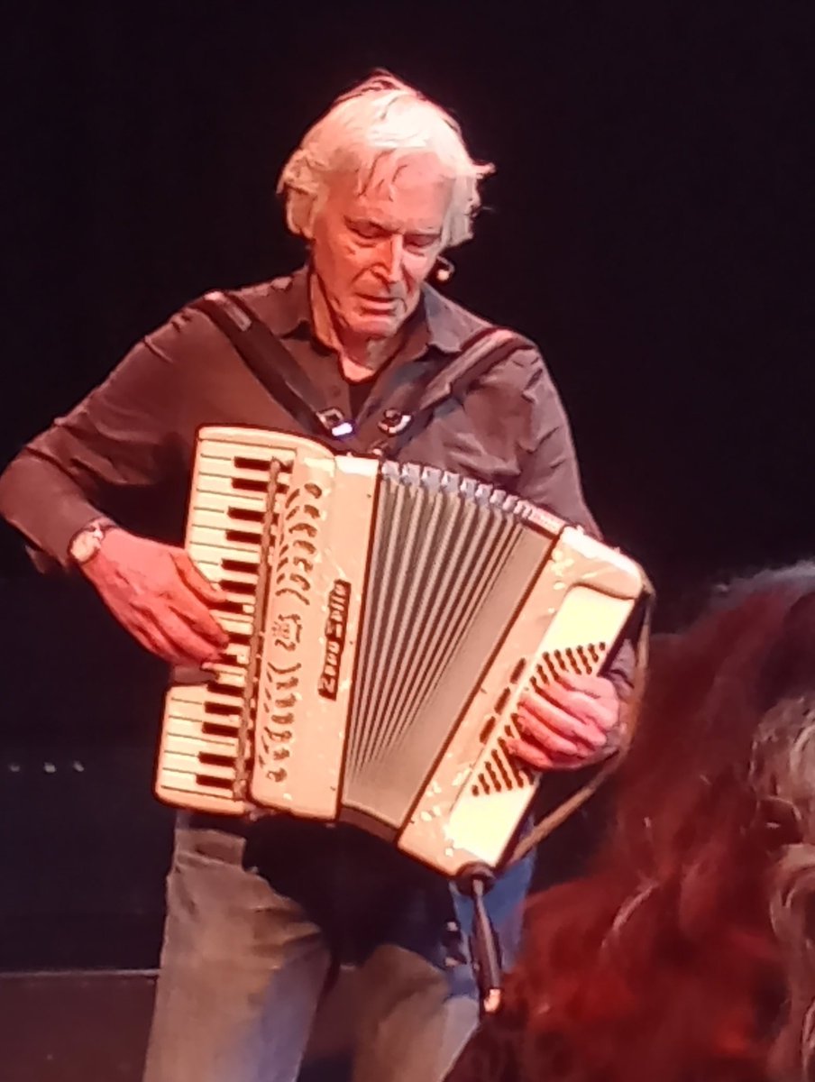 MikeReuser's tweet image. Delft Vertelt