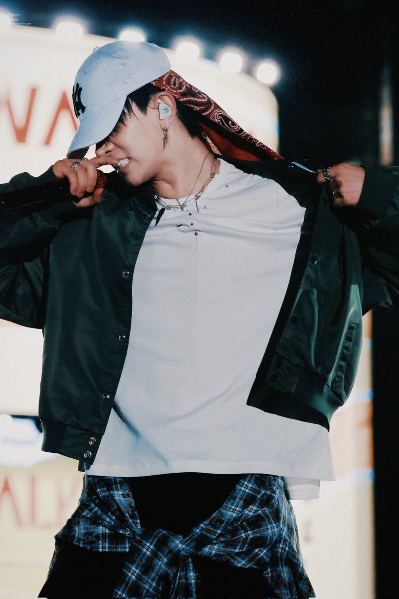 241006 'WALK THE LINE' 

#ENHYPEN #엔하이픈 #HEESEUNG #희승 #이희승 #ヒスン