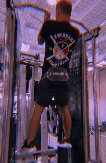 CendonMabel's tweet photo. #SundayGraham Good day @GrahamWardle and fans.
"working on improving his form still"... I get tired just watching you sweat π... what an effort πͺπͺπͺπͺ, my God ππ... congratulations...πππ
You are an example in everything... have a nice weekend ππ #iloveGrahamWardle https://t.co/5NNZAnOFhp