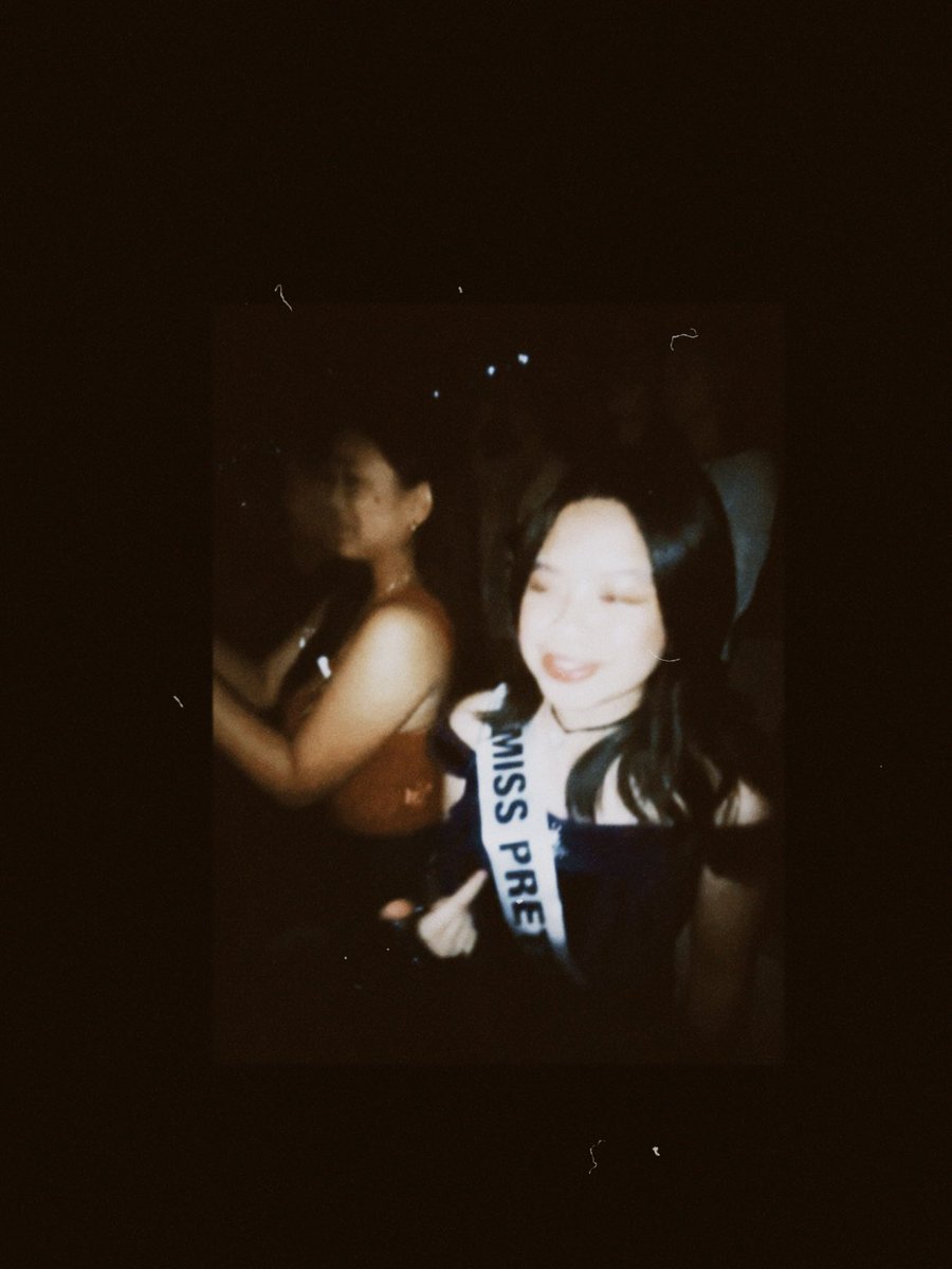hygge1D's tweet photo. I love you @oliviarodrigo โญ๏ธ๐ #GutsTourPH https://t.co/dO9D9mfdDT