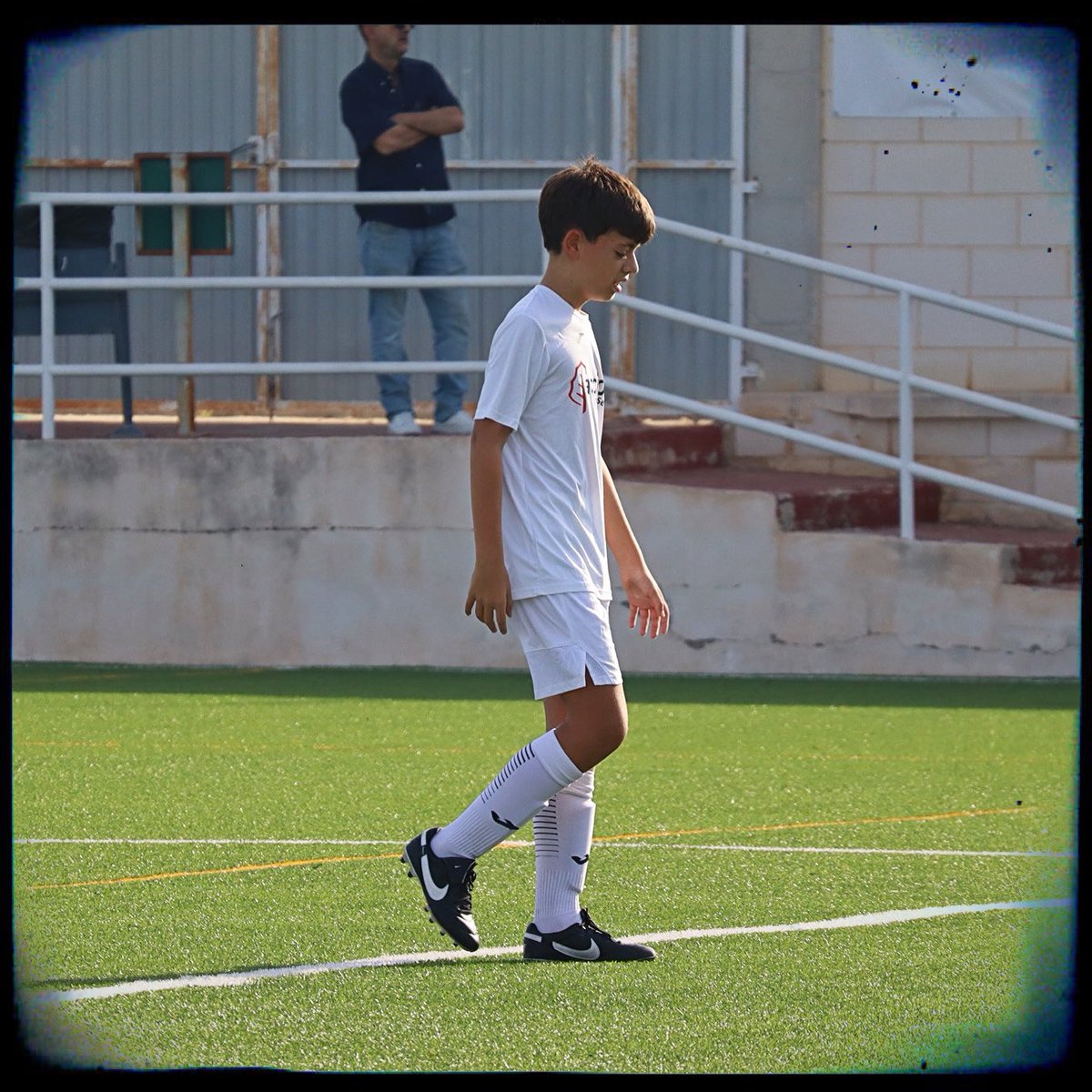 mariakus2k's tweet photo. Segunda jornada del infantil de 1ª. El @archenafc ha conseguido empatar 3-3 después de ir perdiendo 3-1 contra el @CeutiAtletico . #Equipo #Trabajo #Valores https://t.co/vExtOnst2R