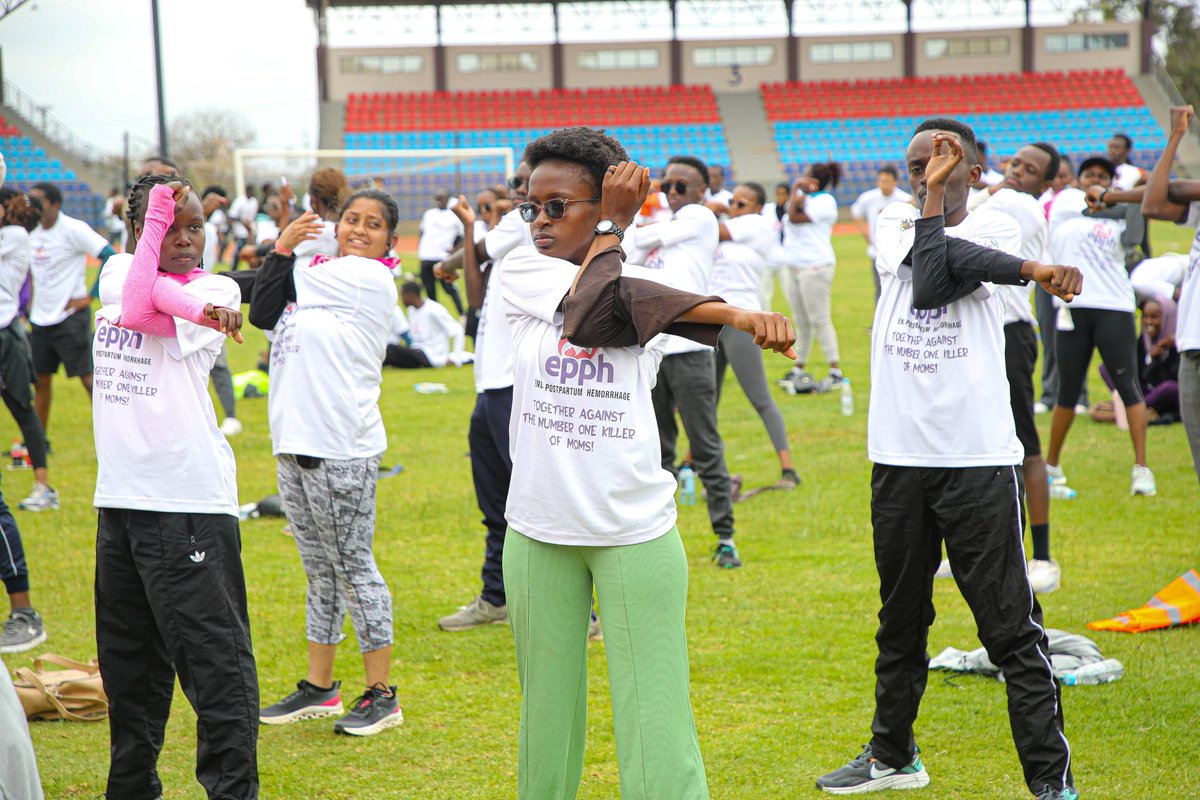 MOH_Kenya's tweet image. Health Cabinet Secretary Dr. @DeboraBarasa has urged urgent efforts to address Postpartum Hemorrhage (PPH), the leading cause of maternal deaths in Kenya. Speaking at the inaugural EndPPH Run, organized by the University of Nairobi, Kenya Obstetrical and Gynaecological Society…