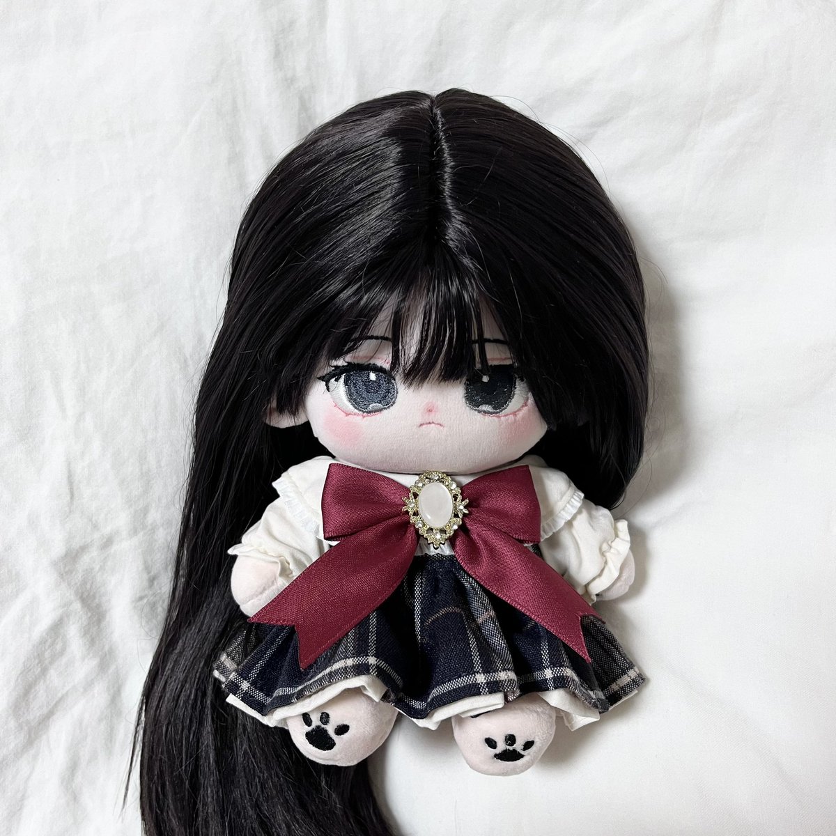 🖤무속성 브린🖤
1년 8개월 전에 반했던 솜을 데리고 오게 된게 정말 영광이고 행복하고 기뻐요🙇🏻‍♀️💗
실물이 더 예쁘고 사랑스러워요🥹
청순미녀고양이 같은 브린이✨