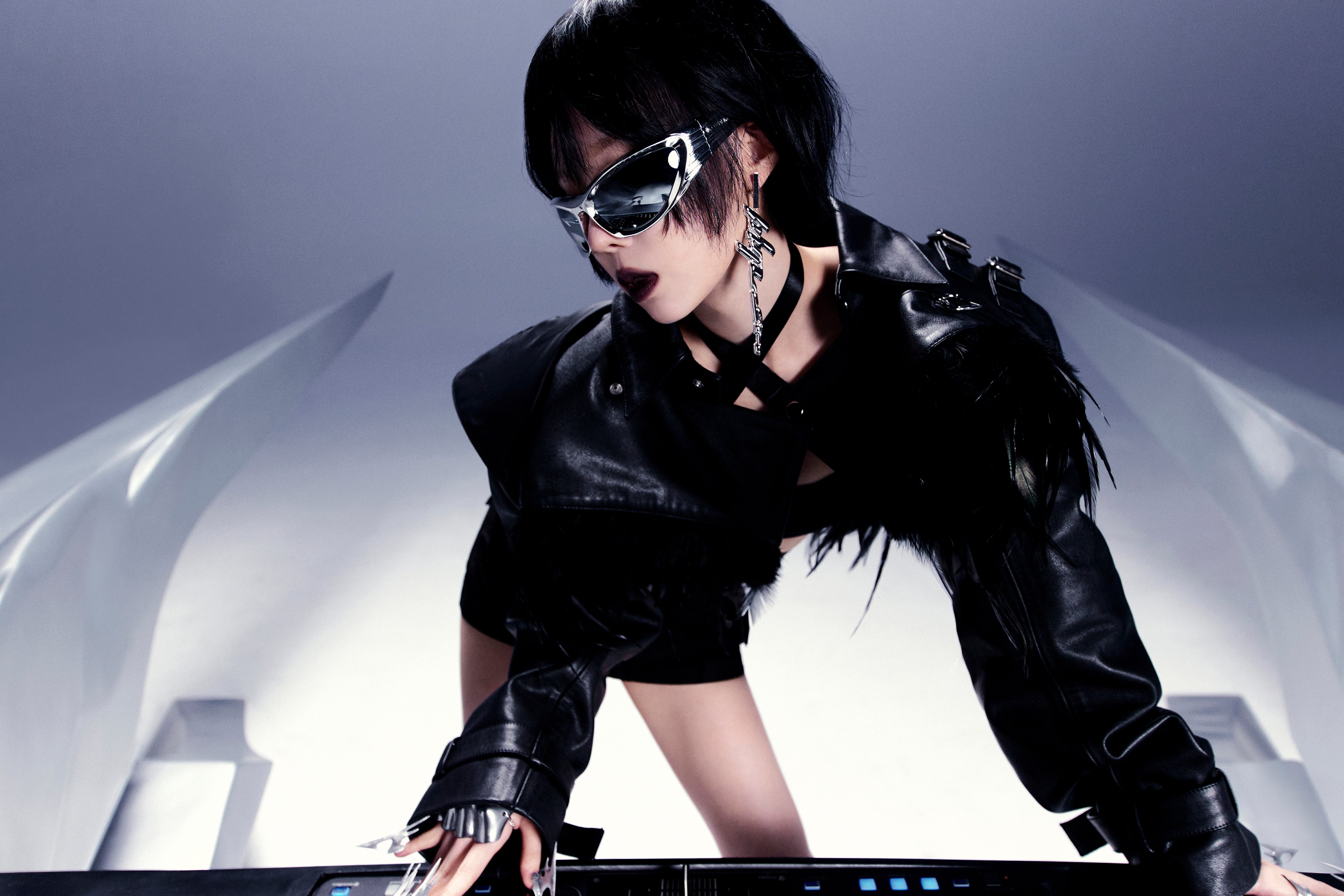 aespa در X: «aespa 에스파 'Whiplash' Unbeatable Beat #WINTER aespa در X: «aespa 에스파 'Whiplash' Unbeatable Beat #WINTER