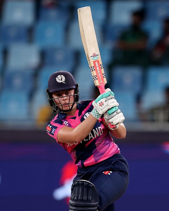 At the halfway stage of innings, SCOW have reached 45-2. 📹 Credits: Twitter/CricketScotland