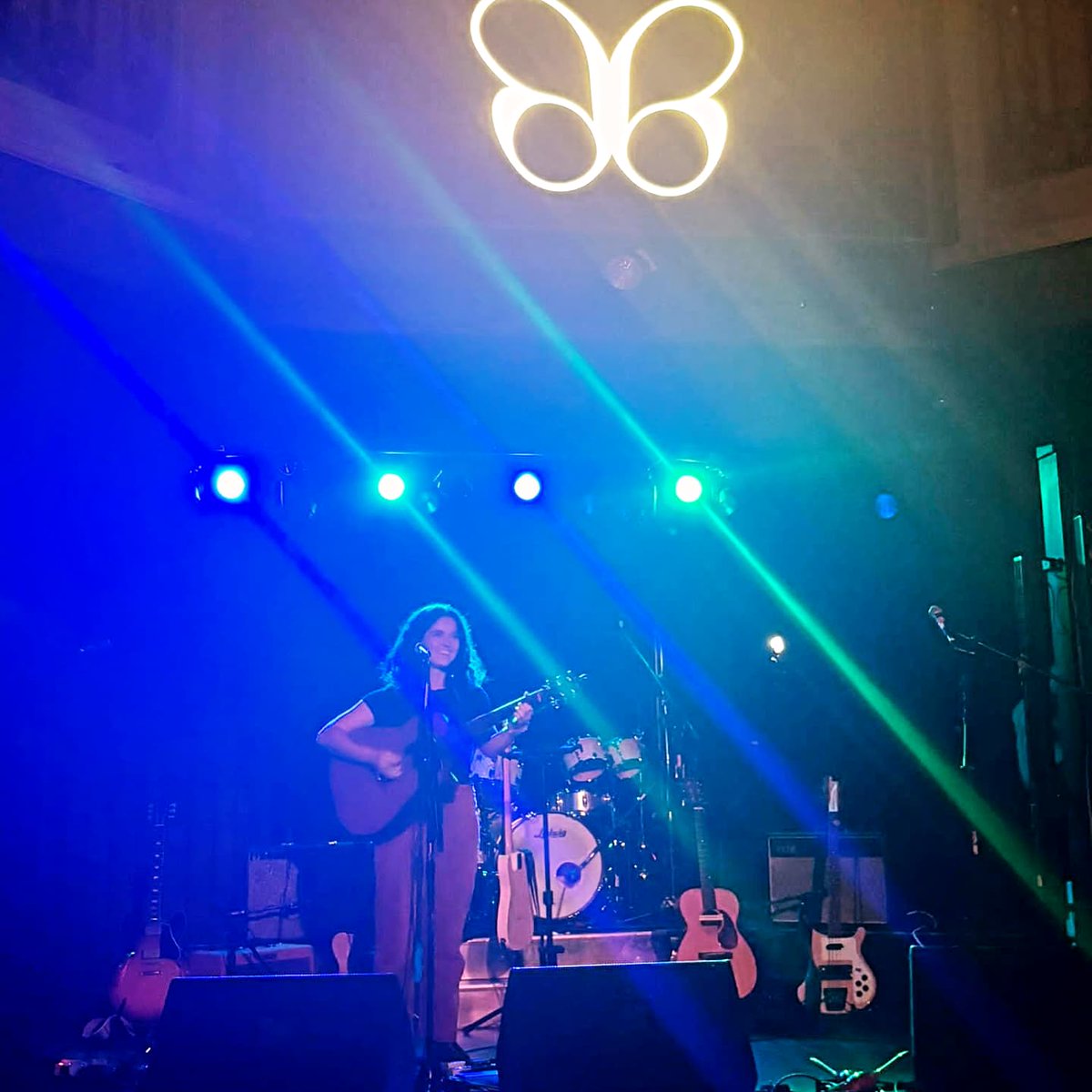 gsabraham81's tweet image. Great time as always watching @jfrancissongs last night, plus being introduced to a new lovely voice from @hattiewmusic ๐๐ถ๐ธ๐ฅโค