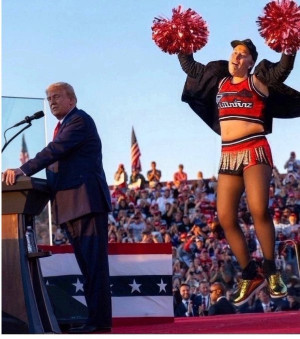 karthik_thinks's tweet photo. Dark Maga!
Elon Musk is Trump's cheer girl! ๐
#HarrisWa https://t.co/G8YaFNPE1Z