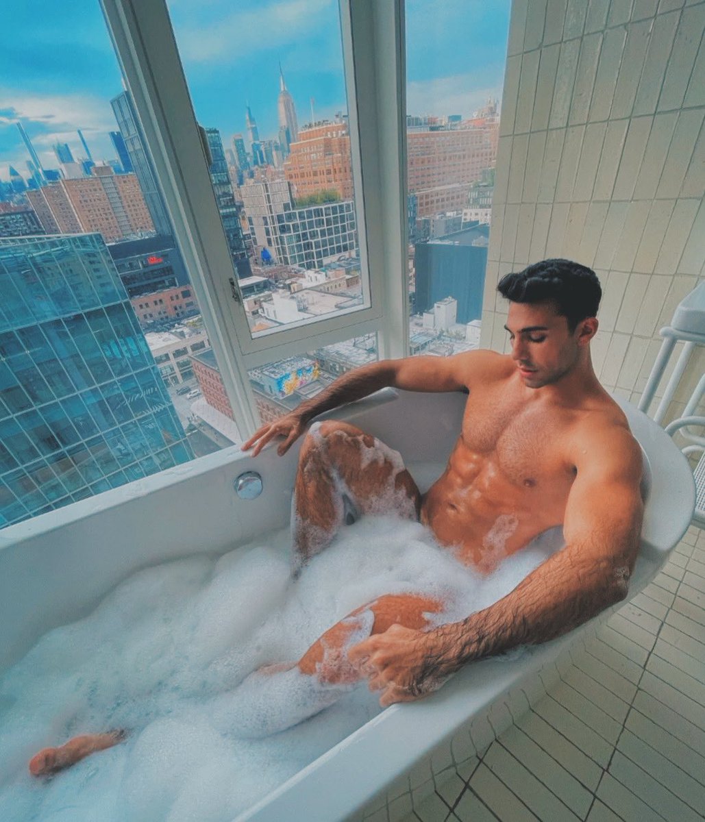 𝐈𝐠𝐧𝐚𝐳𝐢𝐨 𝐇𝐚𝐥𝐞 (@prodigussadist) on Twitter photo 