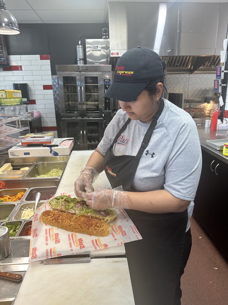 Sub Express tweet media