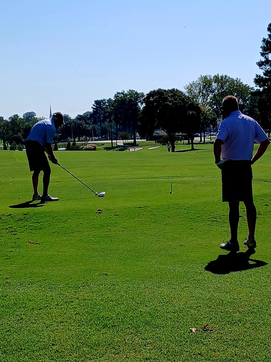 MusicCityTR's tweet photo. #SundayFunday with my guys @OldHickoryGolf @kentlmitch615 missed @TimNicholsMusic #GolfAintSoBad #Fore #GotJack #PinHighKenny https://t.co/tzuxdDrOnN