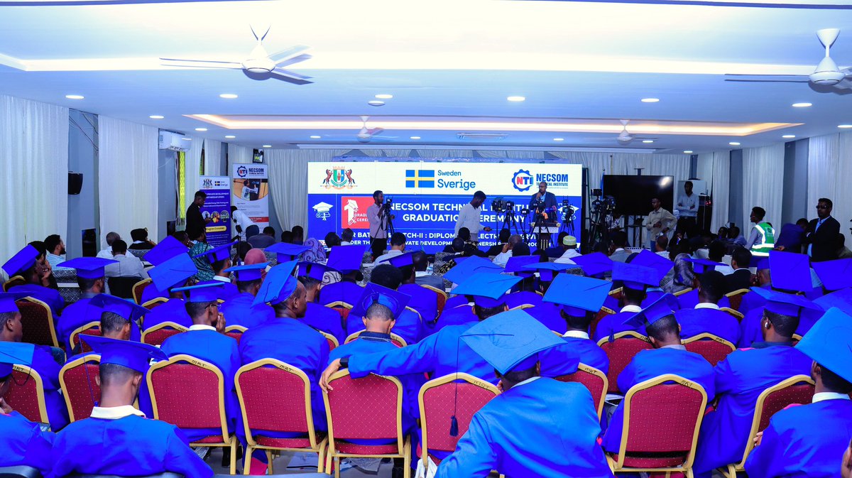 MowliidAHassan's tweet photo. An inspiring day in Garowe as 58 trainees graduated in electrical & solar energy skills from @NecsomTI, part of the @SwedeninSomalia-funded #PPDP program. Honored to have the Speaker of PL Parliament, DGs of Labor & Energy ministries & business leaders join this milestone event. https://t.co/P6NkzJH1U1