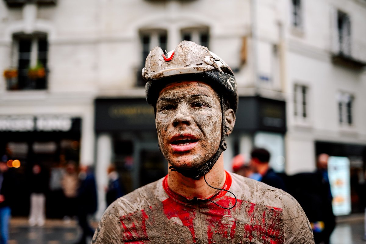 Avant / après 😱

#ParisTours 📷 <a href="/MathildeLAzou/">Mathilde L'Azou</a>