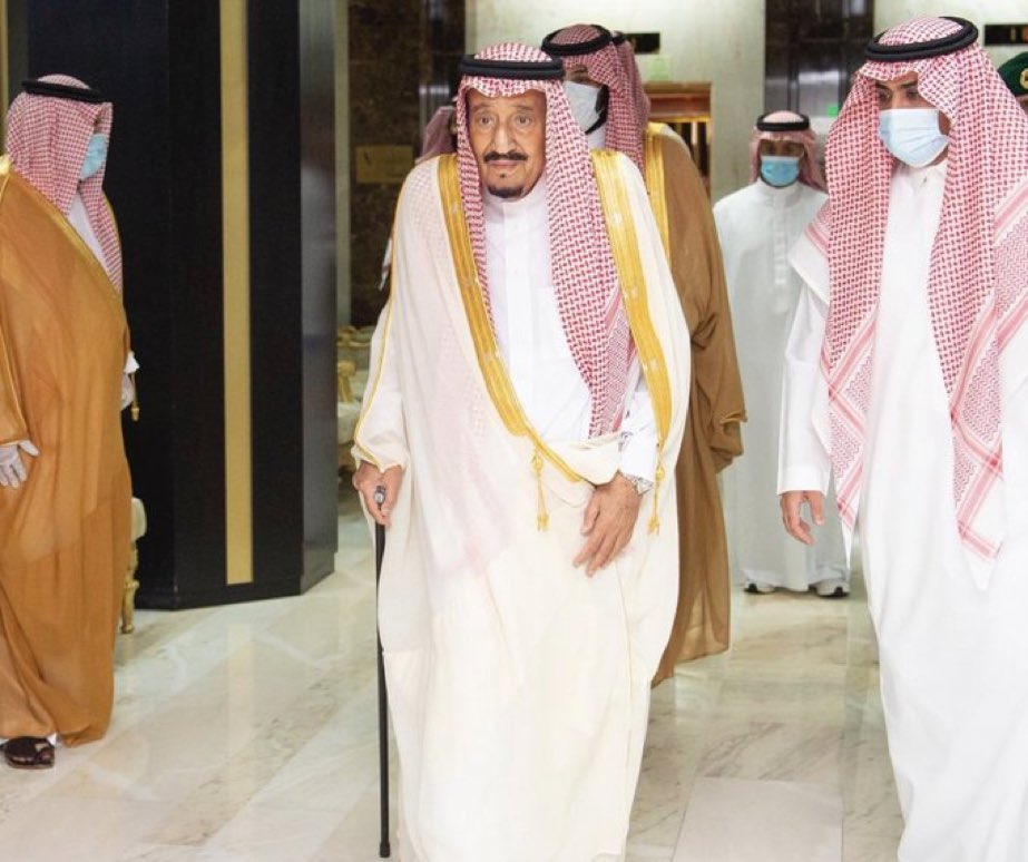 HRHMBNSALMAAN's tweet image. #الديوان_الملكي:

 يجري #خادم_الحرمين_الشريفين الملك #سلمان_بن_عبدالعزيز مساء اليوم، بناء على ما أوصت به العيادات الملكية بعض الفحوصات الطبية جراء التهاب في الرئة.