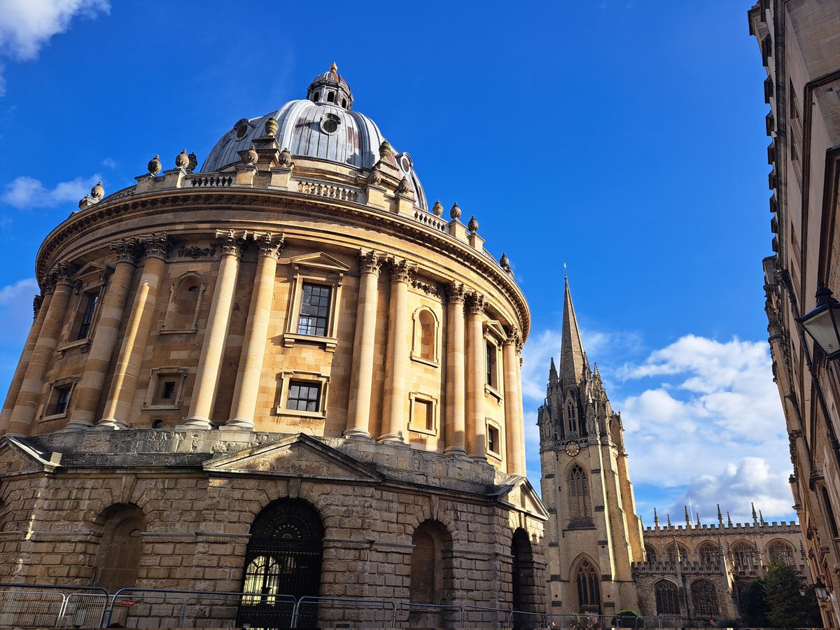 Great week performing <a href="/OxfordPlayhouse/">Oxford Playhouse</a> #PleaseRightBack 🎭😊