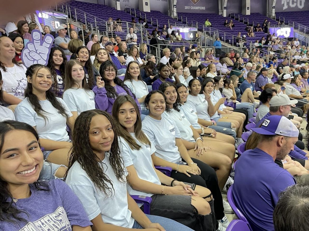 nimitzvb's tweet image. TCU vs Baylor volleyball today! Let’s go Frogs🐸💜 #GRIT @IISDAthletics @NimitzVikings
