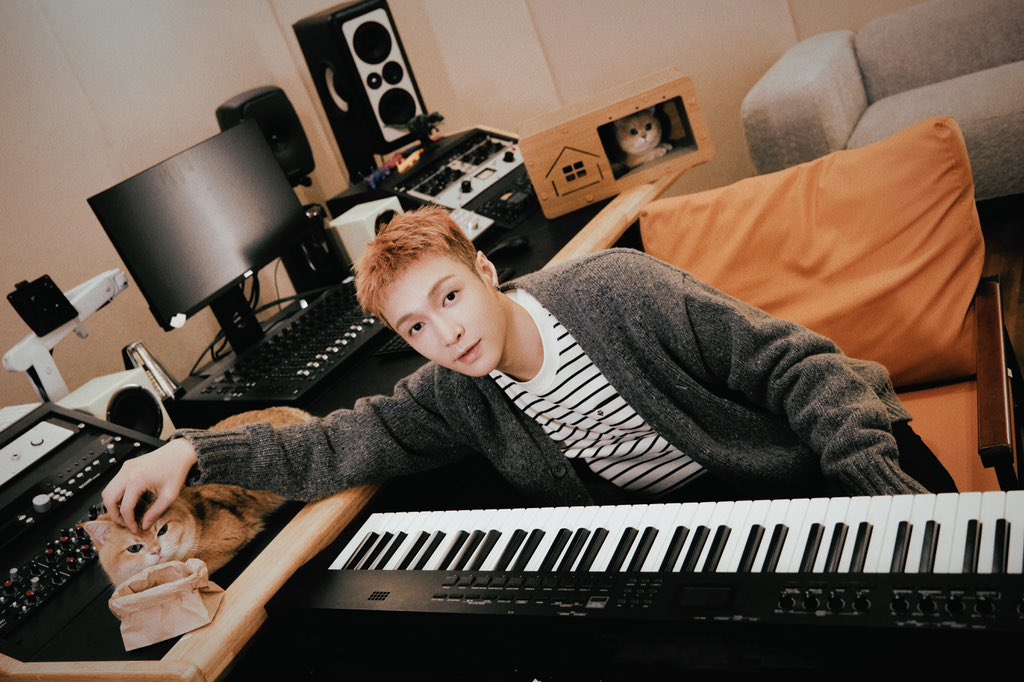 Lay Zhang Studio tweet media