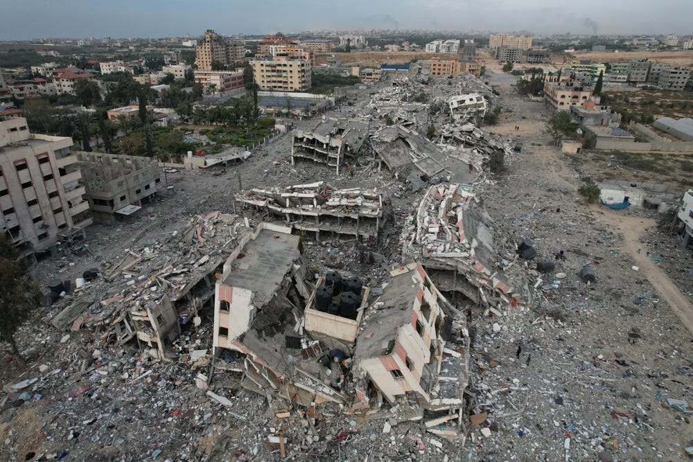 TERKINI 

GENAP SETAHUN PERANG DAN PENDERITAAN DI GAZA

86% GAZA MUSNAH 

Pasukan Pertahanan Awam Gaza menerbitkan statistik setahun perang di Gaza 

3,654 pembunuhan beramai-ramai dilaksanakan IDF menjadikan 41,870 orang cedera dan 10,000 hilang

902 keluarga gugur kesemuanya