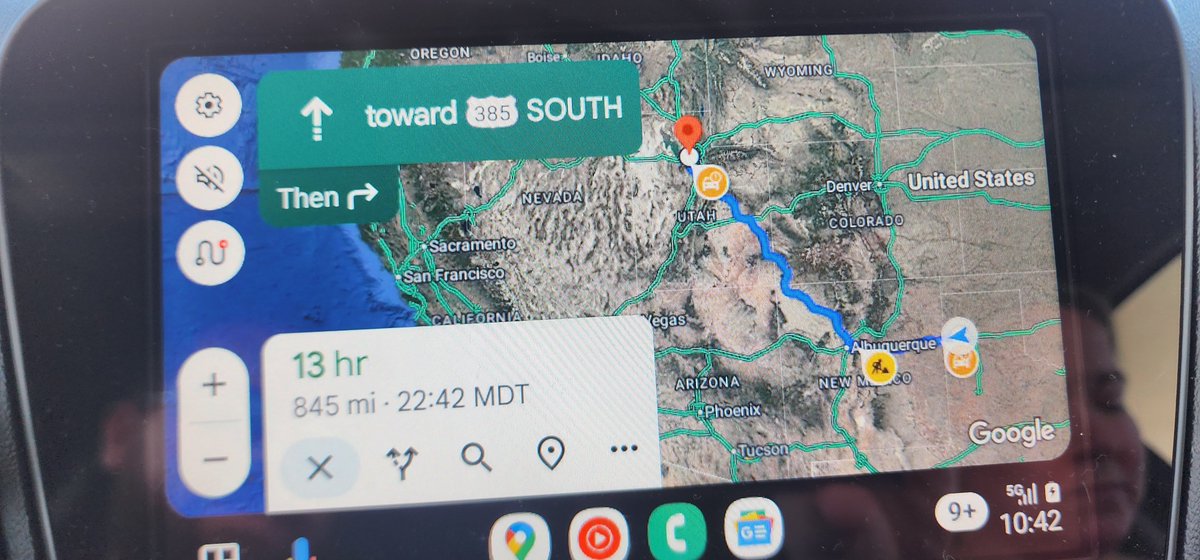 Player1Taco's tweet image. Gm² degens!

13 hours left of #road2permissionless! As the #JrIntern to the #SrIntern of @Permissionless I have to make sure all the chairs are slightly off center so you have to lean forward to be comfortable. Makes you more engaged.