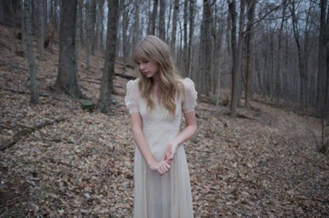 giftedswifted's tweet photo. When Taylor Swift is in a forest, you know it’s gonna be good https://t.co/ZzpSoVIGuT