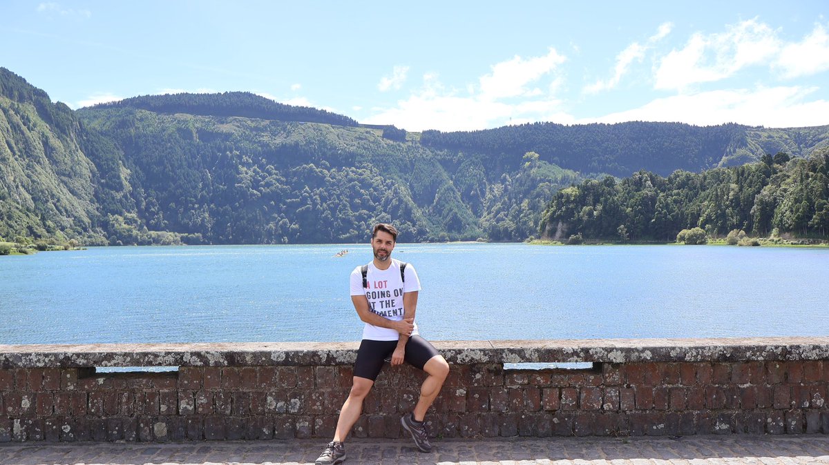 adolfopablos's tweet photo. ✨✨ A LOT GOING AT THE MOMENT… y además de verdad 🤭🤭
#pickoftheday #pickoftheweek #photo #photoremember #remember #goodmemories #sunday #gettingready #alot #alotgoingatthemoment #lasttrip #nature #photonature #azores #saomiguel #setecidades #lagodasetecidades #✨ #🫶 #😍 https://t.co/MkUwrlmDpd