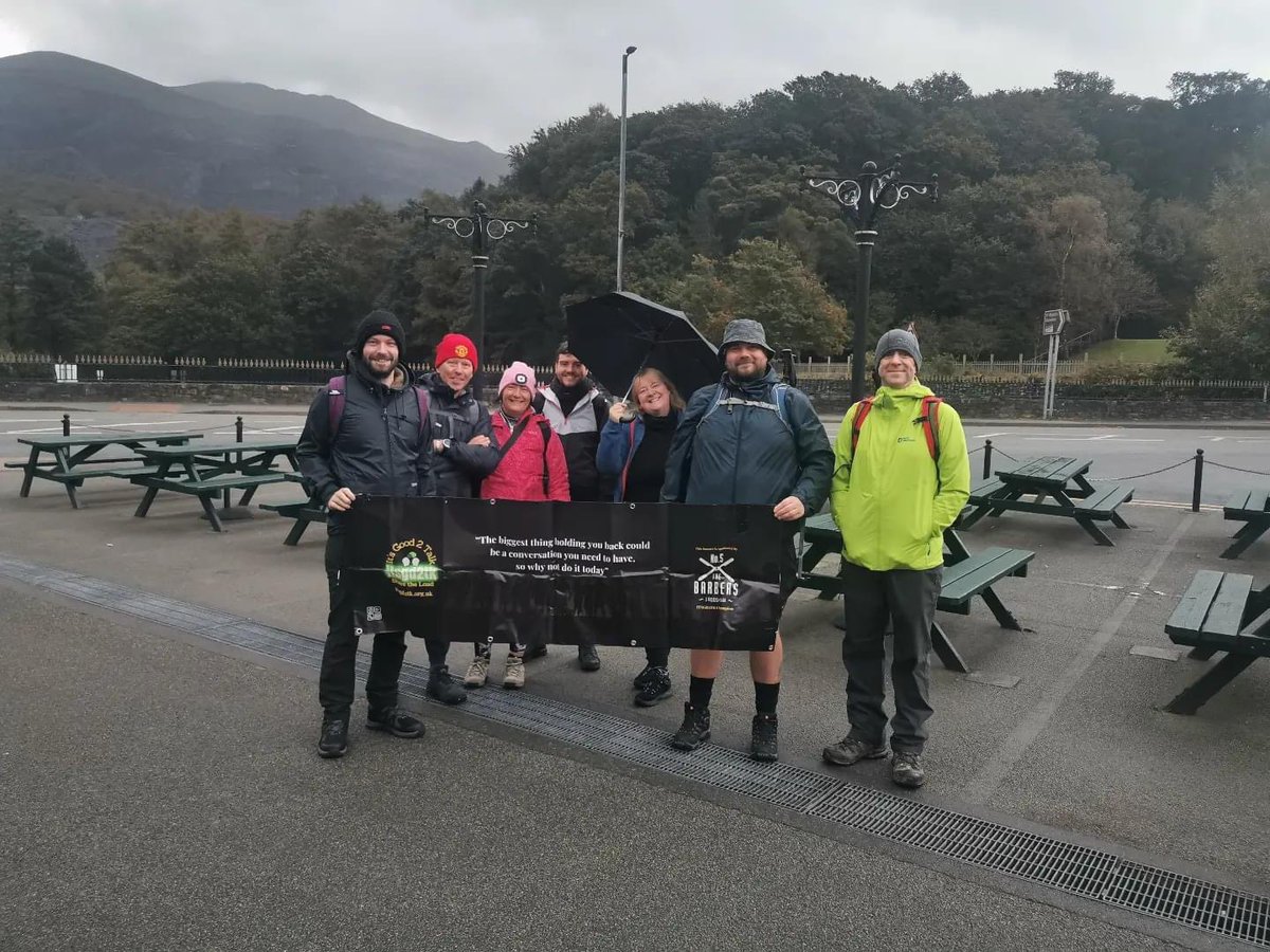 heyjudewilde's tweet photo. Oh yes, all smiles before the ascent via the #pygtrack #snowdon - too difficult and deffo slowed the pace down but I got to the top. Don’t let anyone tell you that the route isn’t all #rockclimbing - low cloud, soaking wet, now lying on bed :) https://t.co/r0ZgHrUfJM
