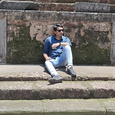 devang2112's tweet photo. #NewProfilePic https://t.co/jLtsqqJUkS