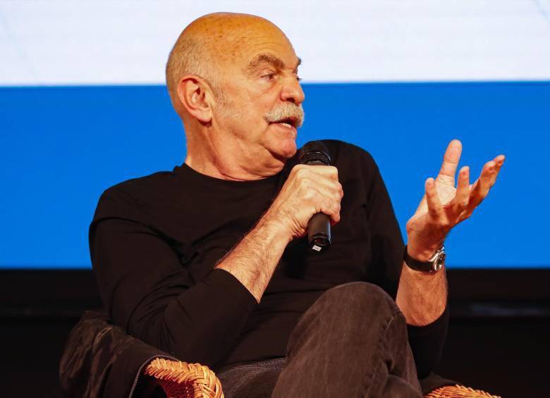 En el marco de nuestro especial de 15 años, hablamos con el periodista argentino Martín Caparrós, autor de "El Hambre", sobre las desigualdades que sostienen el hambre a nivel mundial.

➡️ Solo en Colombia una de cada cinco personas pasa hambre.

Aquí algunas de sus reflexiones👇