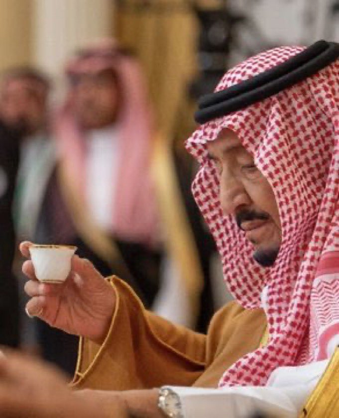 أدام الله عزكم .. 
نجدد العهد ونفي بالوعد

#ذكري_البيعه_العاشرة
#الملك_سلمان_بن_عبدالعزيز