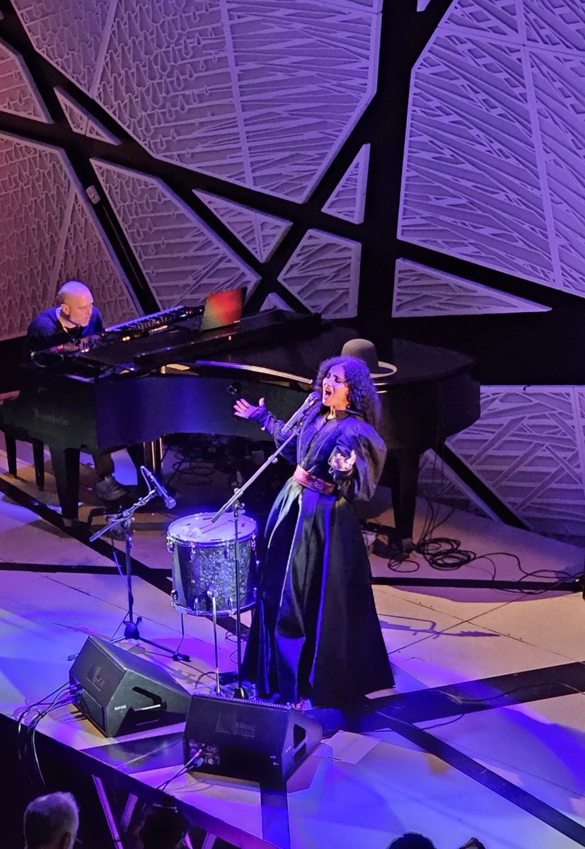 Christian Carnouche (@carnouchec) on Twitter photo Rare night out to see a concert and damn <a href="/MathlouthiEmel/">EMEL - آمال</a> was worth it. Just incredible! 🇹🇳 ❤️ Rare night out to see a concert and damn <a href="/MathlouthiEmel/">EMEL - آمال</a> was worth it. Just incredible! 🇹🇳 ❤️