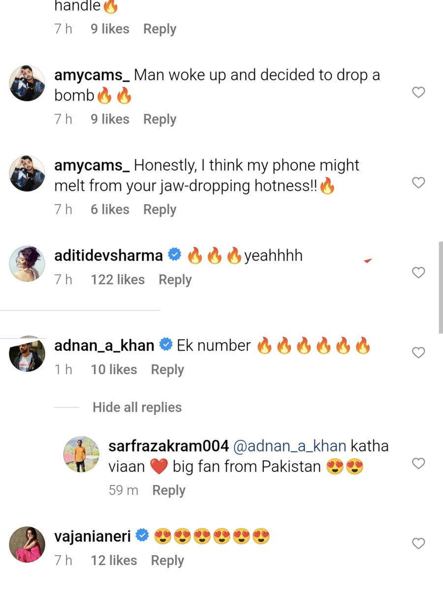 richavAquarius's tweet photo. Kya kaha tha maine😎😎 dono ek dusre ke comments section me milenge 😁😁 and she shared a KA beautiful face cards VM it's gorgeous https://t.co/YvsNcNFSU6 

#KathaAnkahee https://t.co/c05jLGK8iP