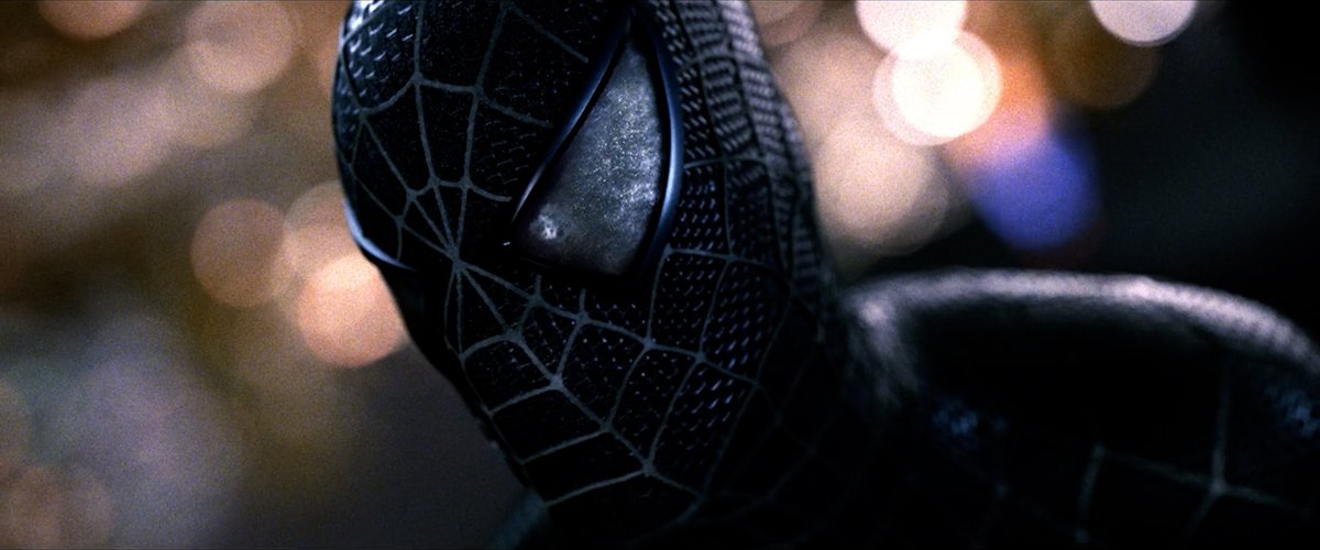 BlazeBinges's tweet photo. Retweet if you love this suit
#SpiderMan https://t.co/j8KvivghFr