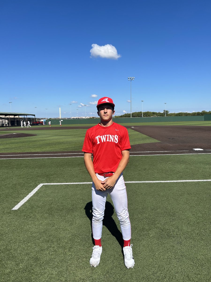 FiveToolTexas's tweet photo. F: @DFWTwins 15U Scout 6, Texas Oilers NTH 15U Pena 4
PoG: @44WLTE 5.1 IP, 10K, 4H, 3 ER
Notable: @RayneWiley2028 3-3, R https://t.co/3pXUYOpITQ